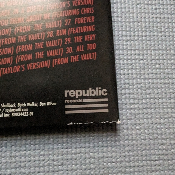 Red Taylor's Version vinyl - Picture 11 of 11